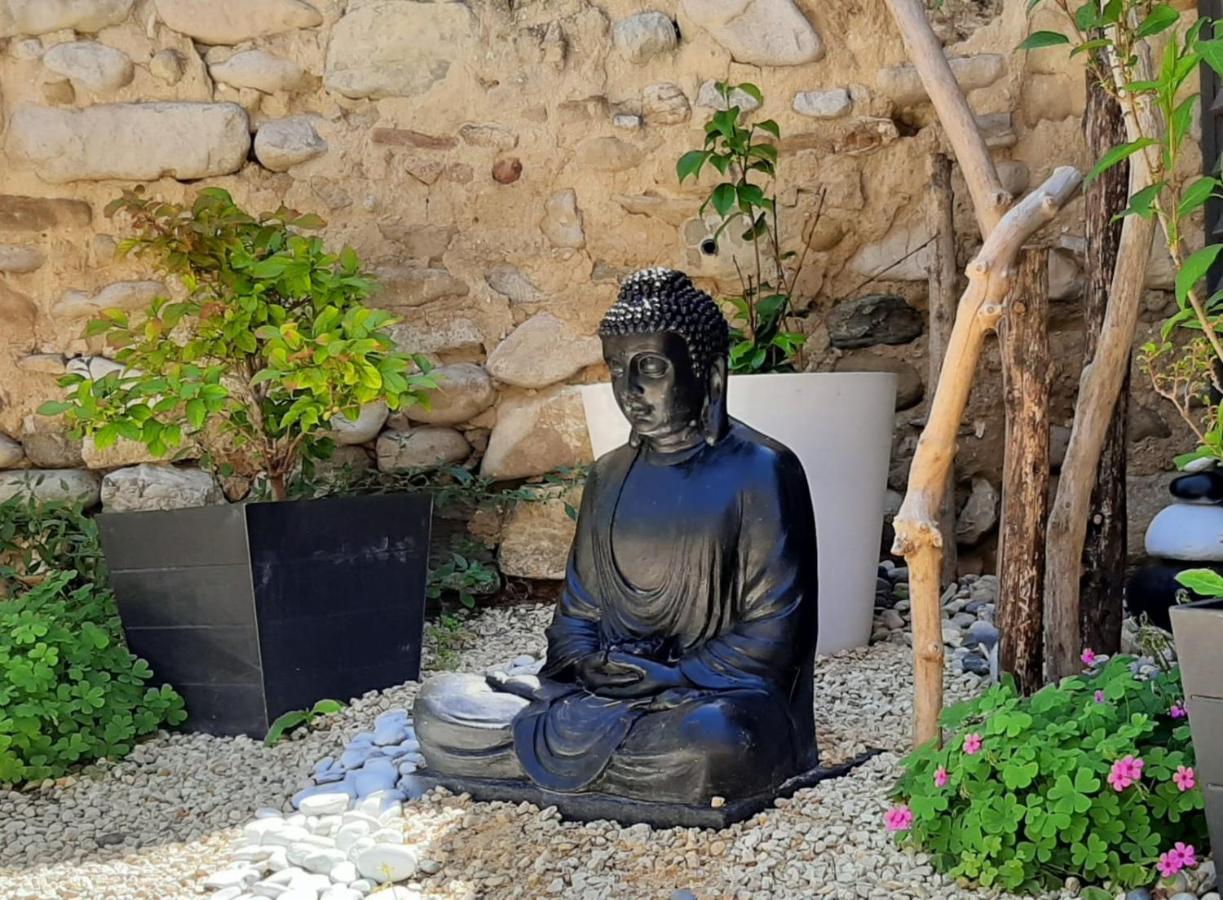 Mas De L'Amme Bed & Breakfast Valréas Екстериор снимка